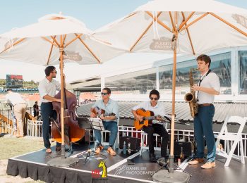 Twistin The Swing Jazz Band